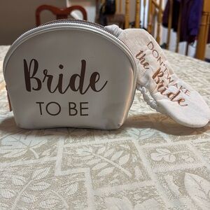 La Vie En Rose Bride to Be Makeup Bag and Eye Mask